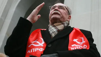 Фон Владимир Бортко: фотографии с известным актером в HD