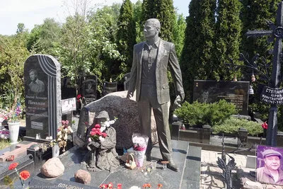 Харизматичный Владислав Галкин: самые запоминающиеся моменты в кадре.