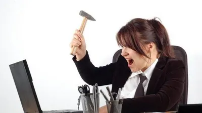 Ноутбук зависает на логотипе при включении | ServLesson | Дзен