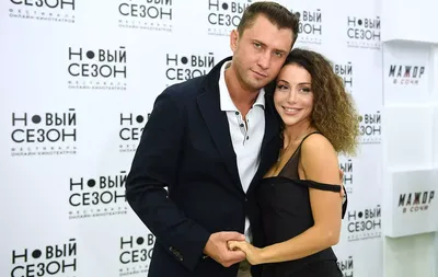 Звезда театра и кино Зепюр Прилучная-Брутян в роскошной нарядной
