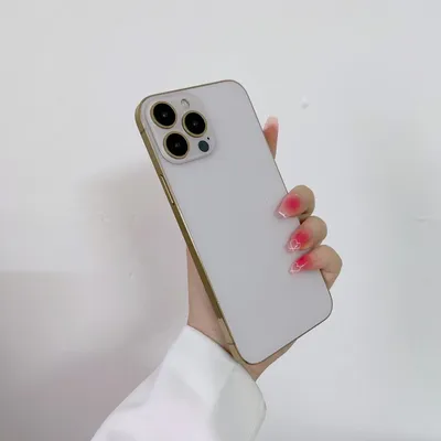 iPhone 15 Pro Signature White